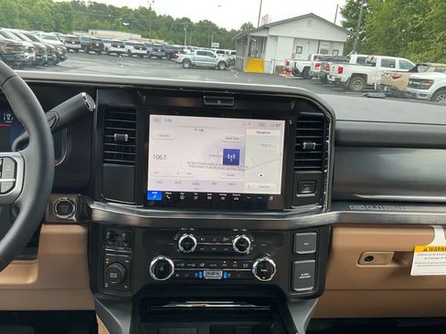 New 2026 Ford F250 Lariat w/ Chrome Package AWD/4WD image 19