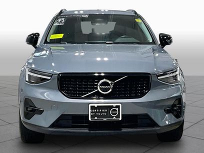 Used 2023 Volvo XC40 B5 Ultimate w/ Climate Package
