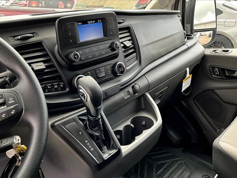 New 2025 Ford Transit 250 148 Medium Roof w/ Load Area Protection Package image 4