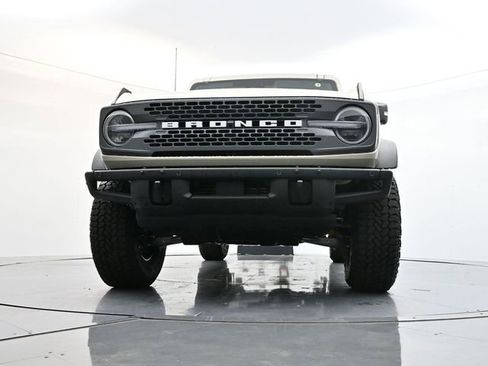 New 2025 Ford Bronco Badlands image 26