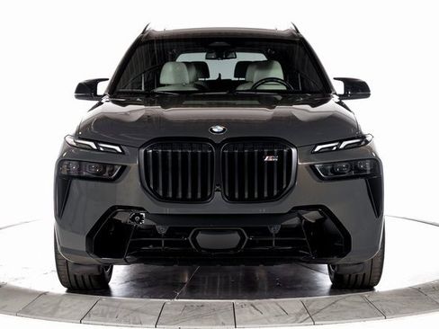 Used 2024 BMW X7 M60i w/ Executive Package image 11