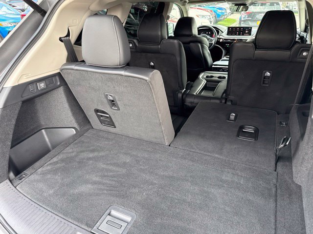 Used 2023 Acura MDX w/ Technology Package FWD image 22