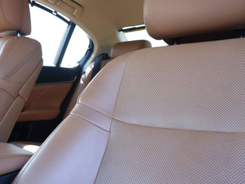 Used 2013 Lexus GS 350 w/ Luxury Pkg RWD image 28