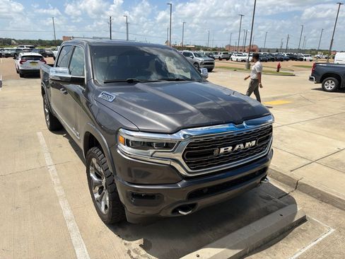 Used 2020 RAM 1500 Limited AWD/4WD image 3