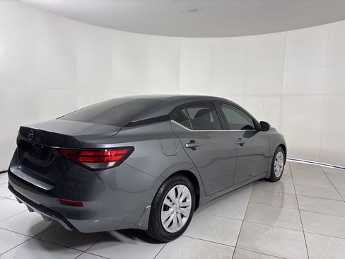 Used 2021 Nissan Sentra S image 5