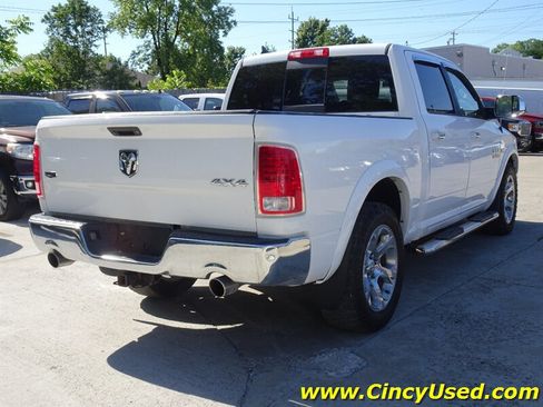 Used 2016 RAM 1500 Laramie AWD/4WD image 7