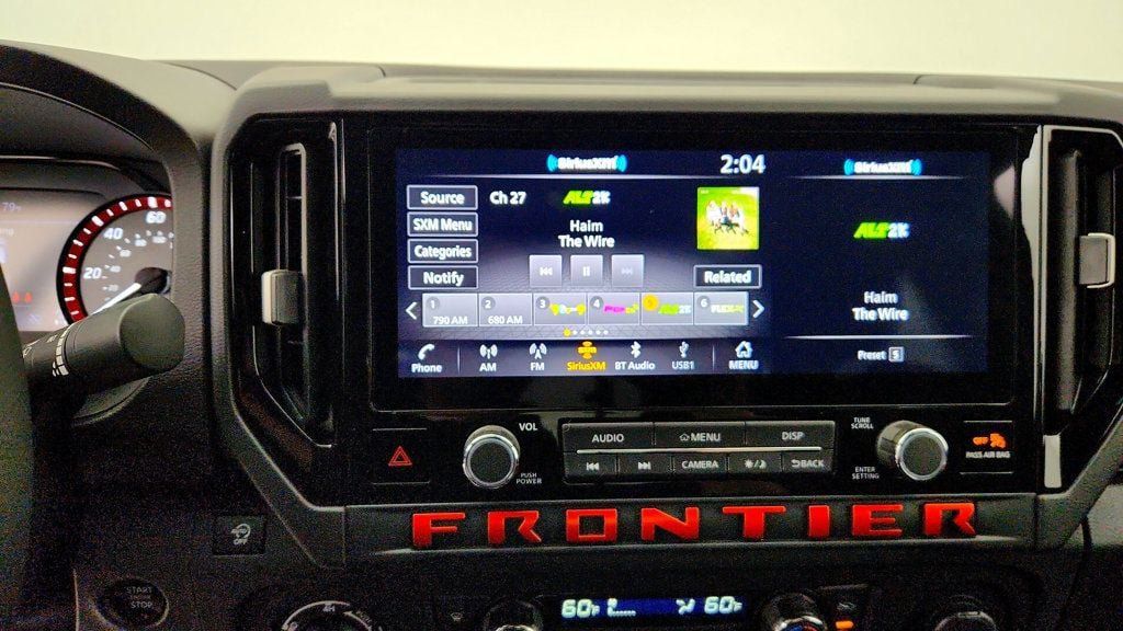 Used 2026 Nissan Frontier PRO-4X w/ Pro-4x Convenience Package AWD/4WD image 18