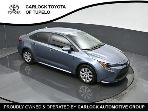 Used 2026 Toyota Corolla LE FWD image 32