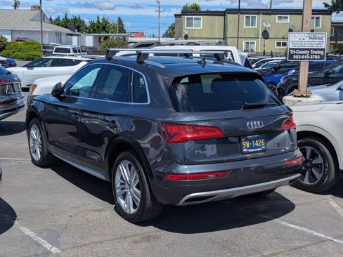Used 2019 Audi Q5 2.0T Premium Plus w/ Premium Plus Package AWD/4WD image 3