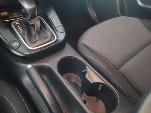 Used 2021 Kia Soul S FWD image 26