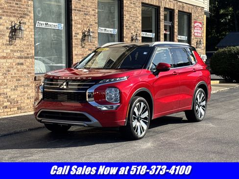 Used 2025 Mitsubishi Outlander SEL AWD/4WD image 1