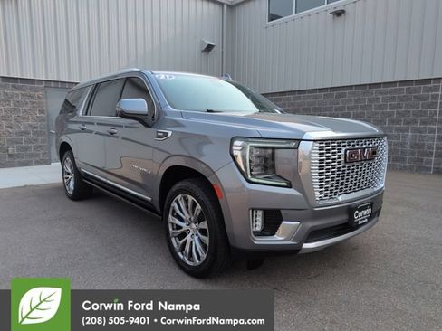 Used 2021 GMC Yukon XL Denali w/ Denali Premium Package AWD/4WD image 1