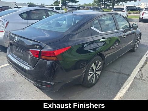 Used 2022 Nissan Altima 2.5 SV w/ SV Premium Package FWD image 6