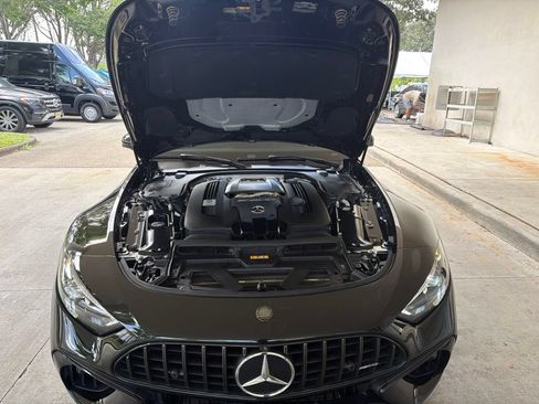Used 2026 Mercedes-Benz SL 55 AMG 4MATIC image 19