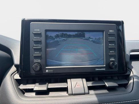 Used 2022 Toyota RAV4 LE FWD image 24