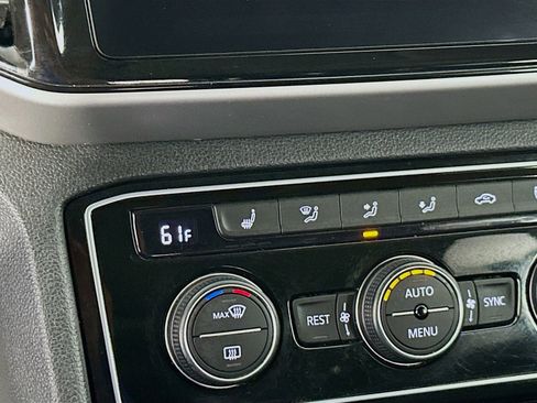 Used 2022 Volkswagen Atlas SE AWD/4WD image 19