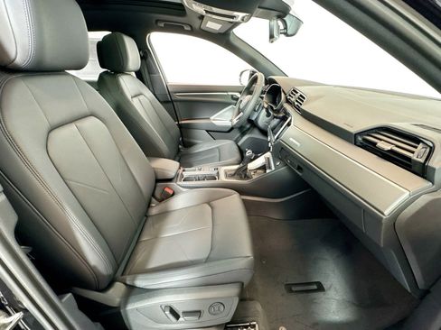 New 2025 Audi Q3 2.0T Premium image 26