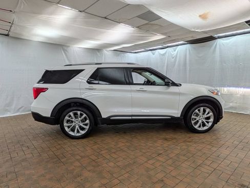 Certified 2023 Ford Explorer Platinum w/ Technology Package AWD/4WD image 8