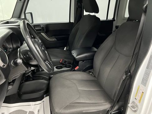 Used 2016 Jeep Wrangler Unlimited Sport w/ Connectivity Group image 24