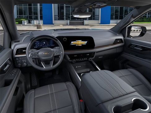 New 2026 Chevrolet Suburban High Country image 15