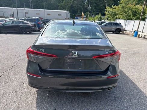 Used 2024 Honda Civic Sport image 3