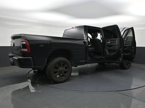 Used 2024 RAM 2500 Big Horn w/ Night Edition AWD/4WD image 27