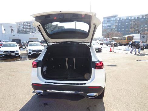 Used 2025 Mercedes-Benz GLA 250 4MATIC image 27