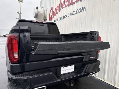 Used 2024 GMC Sierra 1500 AT4 w/ Technology Package image 9