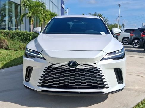 Used 2025 Lexus RX 350 FWD w/ Technology Package image 2