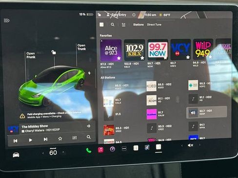 Used 2023 Tesla Model 3 Standard Range image 19