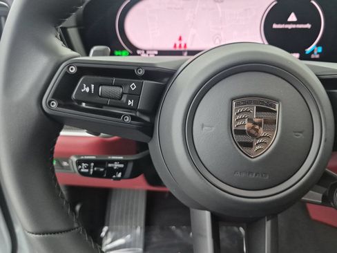 New 2026 Porsche Cayenne Turbo AWD/4WD image 19