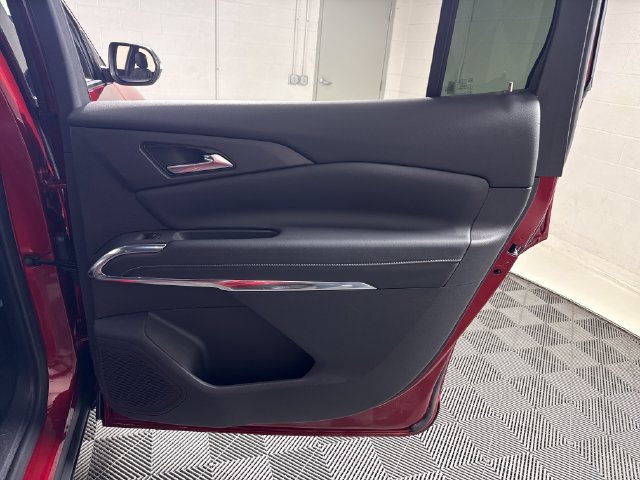 Used 2026 Chevrolet Traverse LT w/ LPO, Floor Liner Package AWD/4WD image 19