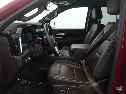 Used 2024 GMC Sierra 1500 Denali AWD/4WD image 17