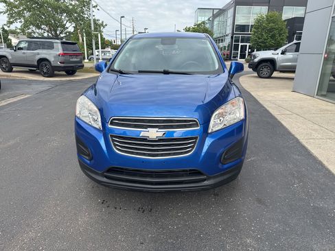 Used 2015 Chevrolet Trax LS AWD/4WD image 9