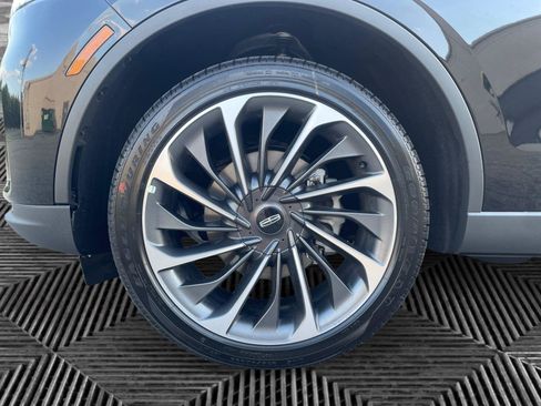 New 2026 Lincoln Aviator Reserve AWD/4WD image 14