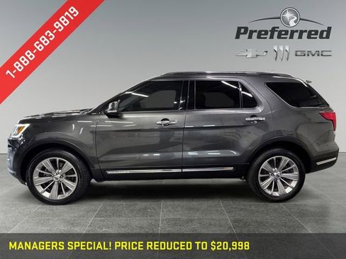 Used 2019 Ford Explorer Limited w/ Class III Trailer Tow Package AWD/4WD image 11