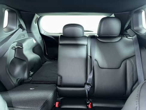 New 2026 Jeep Compass Limited image 5