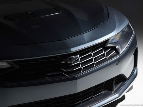 Used 2021 Chevrolet Camaro LT image 20