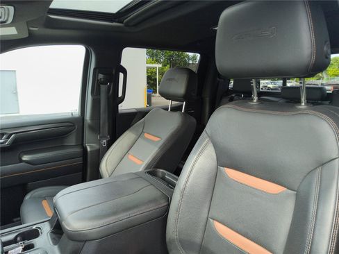 Used 2023 GMC Sierra 1500 AT4 w/ AT4 Premium Package AWD/4WD image 19