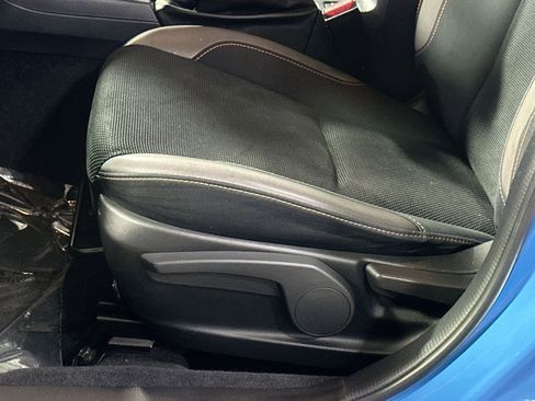 Used 2017 Subaru Crosstrek 2.0i Premium w/ Moonroof Package image 14