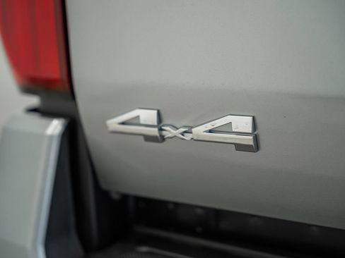 New 2026 Toyota Tacoma SR5 AWD/4WD image 7