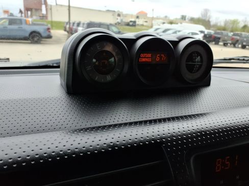 Used 2010 Toyota FJ Cruiser Base image 18