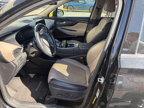 Used 2022 Hyundai Santa Fe SEL w/ Convenience + Premium Package image 4