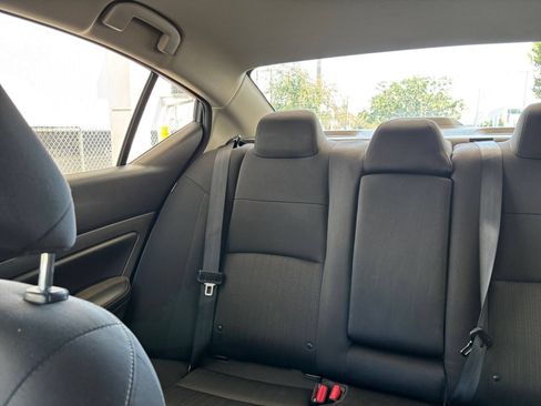 Used 2025 Nissan Altima 2.5 SV FWD image 34