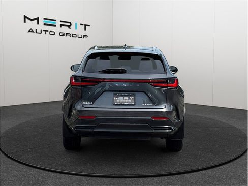 Used 2022 Lexus NX 250 FWD w/ Towing Package (2000 Lbs) image 8