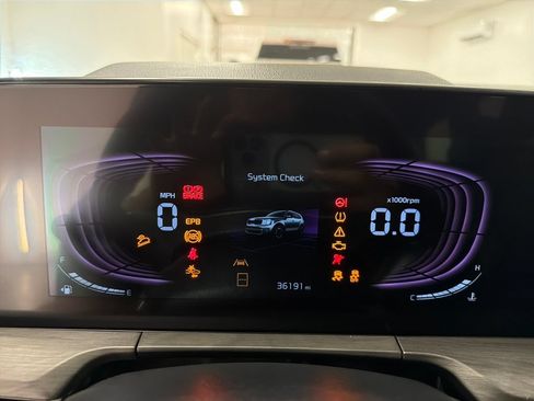 Used 2024 Kia Telluride EX X-Line AWD/4WD image 17