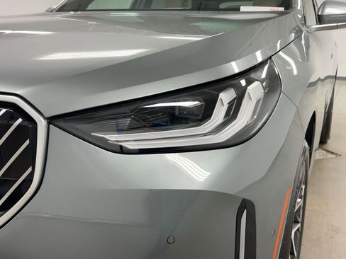 New 2026 BMW X3 xDrive30 w/ Premium Package image 10