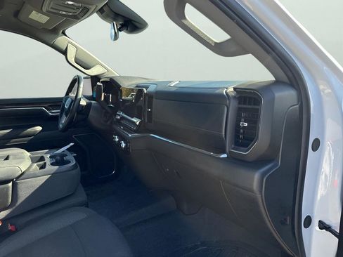 Used 2024 GMC Sierra 1500 Elevation w/ LPO, Elevation Black Package image 14