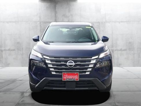 New 2026 Nissan Rogue SV image 4