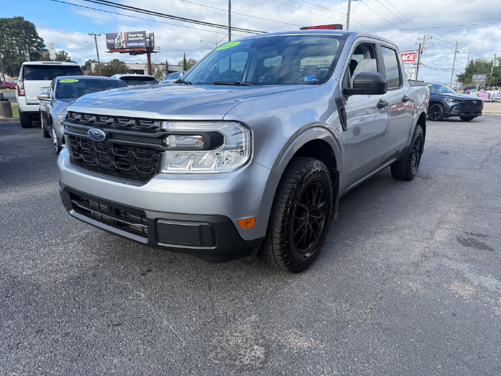 Used 2022 Ford Maverick XL FWD image 2